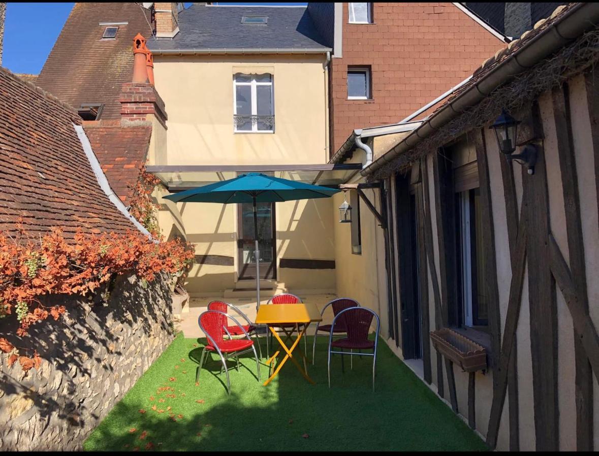 Les 3 P'Tites Pom'S Hotel Alencon Exterior photo